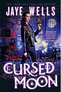 Cursed Moon (Jaye Wells) cover